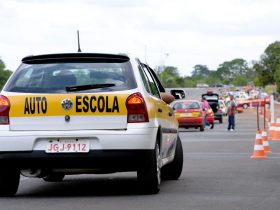 Aluno é assassinado a tiros aula na autoescola em Fortaleza