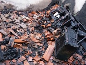 Celular conectado na tomada explode e provoca incêndio em casa em Campo Maior