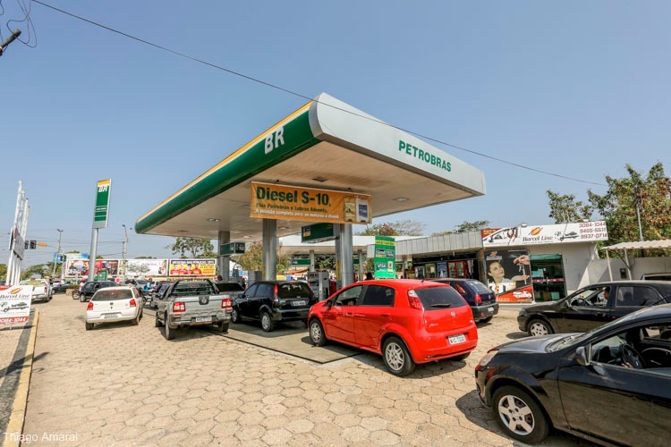 Distribuidores alertam para o risco de falta de gasolina e diesel