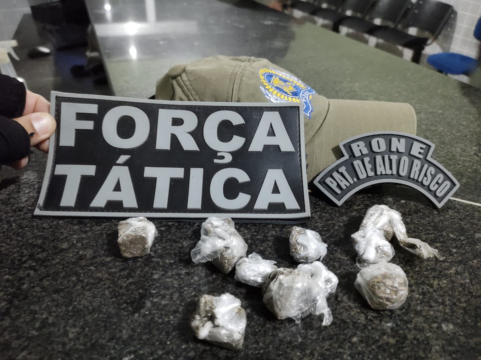Homem é preso em Campo Maior portando 11 papelotes de substâncias análogas à maconha