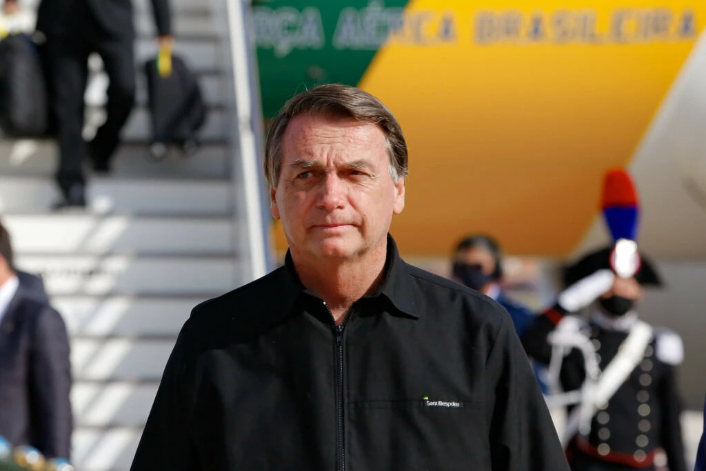 Bolsonaro "pede" panelaço para comemorar 3 anos sem corrupção
