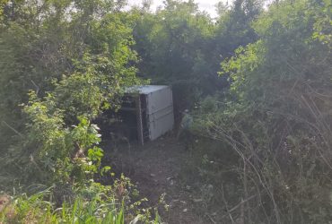 Motorista tomba caminhão após desviar de animal na BR-343 em Campo Maior