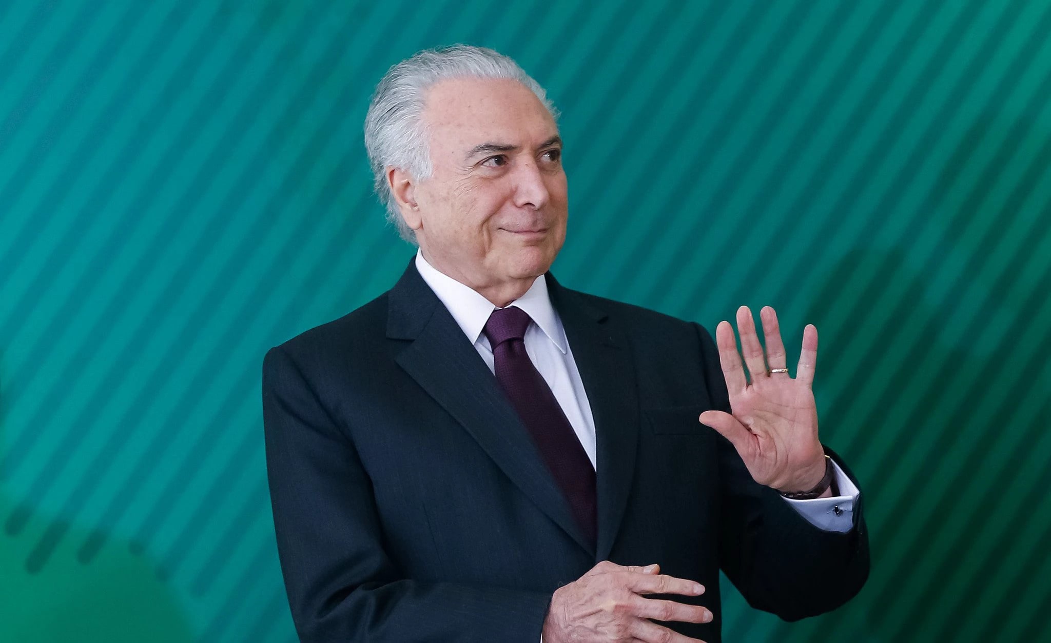 Temer não descarta sua candidatura se Brasil achar que ele é "solução"