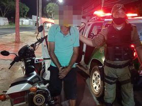 Motocicleta furtada na zona rural de Sigefredo Pacheco é encontrada pela PM de Campo Maior