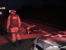 Homem sofre mal súbito e morre após cair de moto na BR 343