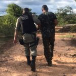 Homem suspeito de espancar mulher com pedaço de madeira é preso no interior do Piauí