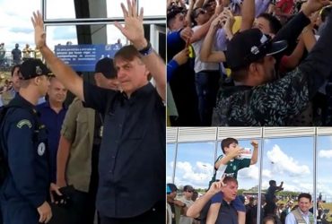 Jair Bolsonaro é recebido por diversos apoiadores no sul do Piauí