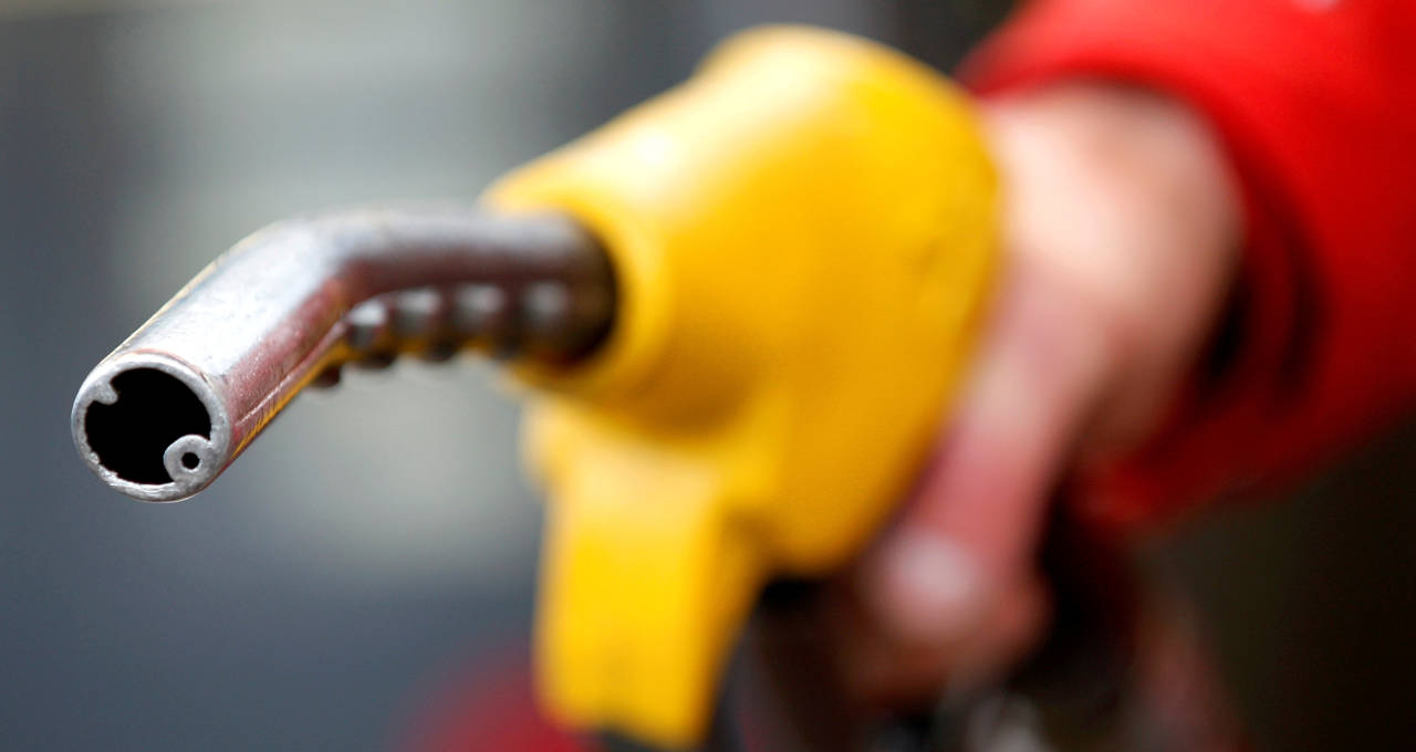 Preço da gasolina sobe pela 4º semana seguida e litro pode chegar perto dos R$ 9