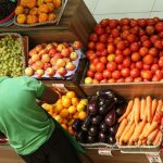 Preço do tomate, cenoura, leite e gasolina foram os que mais aumentaram em março