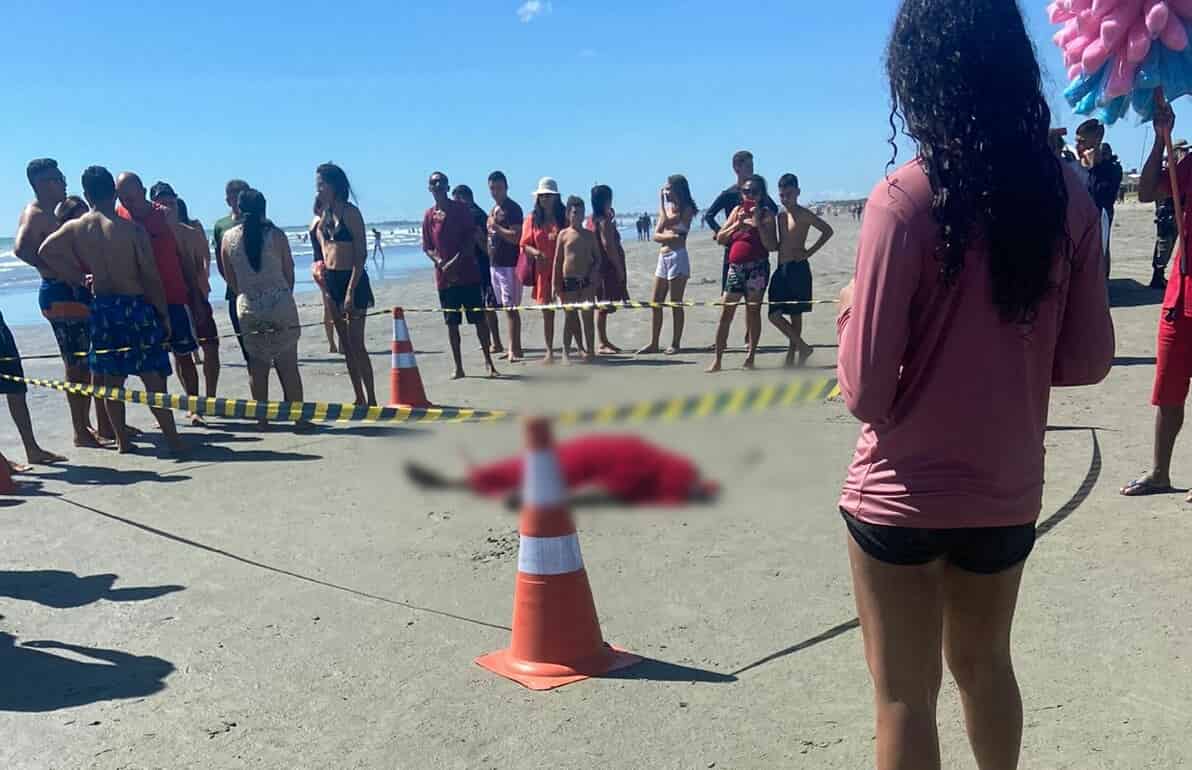 Homem morre após sofreu mal súbito em praia do litoral do Piauí-min
