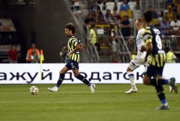 Willian Arão falha, e Fenerbahçe de Jorge Jesus cai na fase prévia da Champions