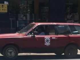 Carro com símbolo nazista é flagrado na cidade de Campo Maior