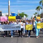 Em Teresina, profissionais da enfermagem fazem protesto contra a suspensão do piso salarial