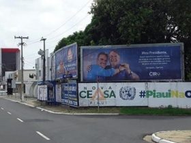 Ministro Ciro Nogueira divulga outdoors para homenagear Bolsonaro no Piauí