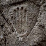 Fosso milenar com marca misteriosa é encontrada em Jerusalém