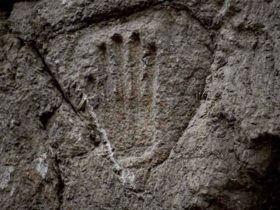 Fosso milenar com marca misteriosa é encontrada em Jerusalém