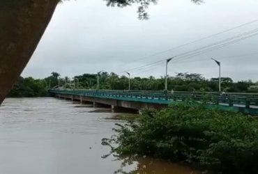 Rio Longá atinge cota de inundação em Esperantina