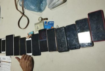 PM apreende jovens com 15 celulares roubados em Teresina