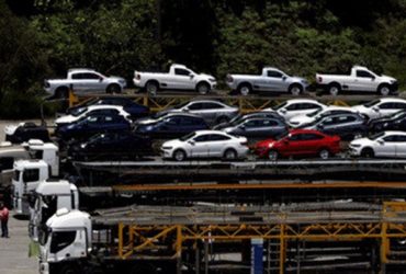 Carros até R$ 120 mil terão redução de 1,5% a 10,79% em impostos de fabricação, diz governo