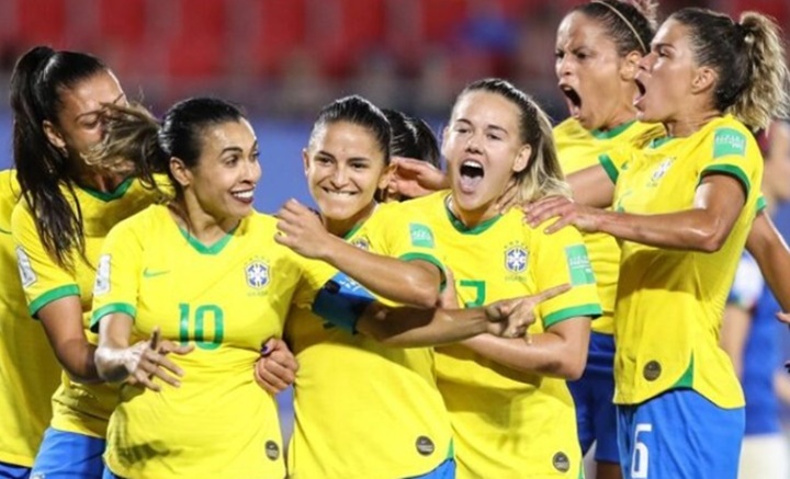 Bancos terão horário de atendimento alterado nos jogos da copa de futebol feminina