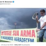 "Entregue sua arma, os vagabundos agradecem", diz Bolsonaro