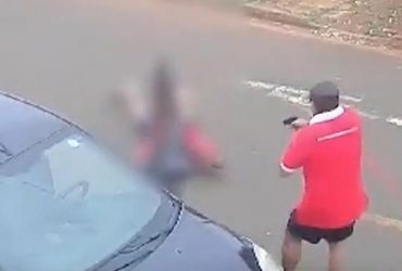Vídeo: Fisiculturista é baleado por policial durante briga por causa de manga