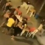 Vídeo: Bebedeira termina com xingamentos, puxões de cabelo e socos em bar de Manaus
