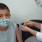 2024: Vacina da Covid-19 passa a ser obrigatória para crianças