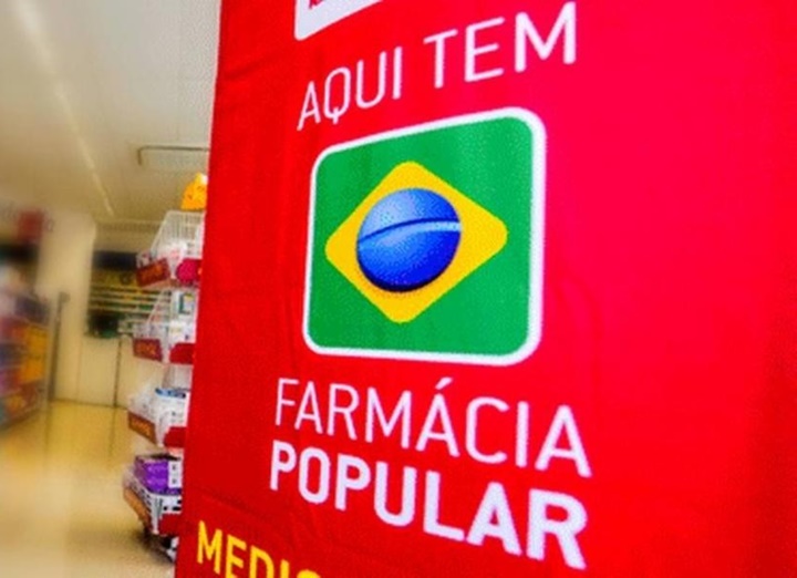 Farmácia Popular começa a distribuir absorventes gratuitos para população