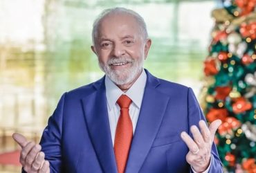 Lula abandona live semanal após falta de audiência e aposta em entrevistas