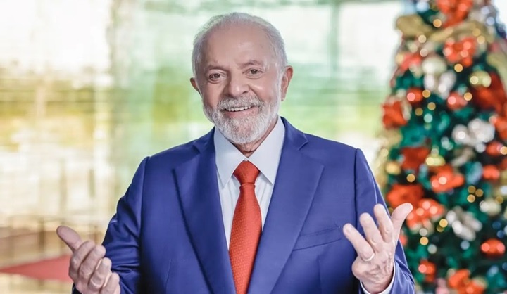 Lula abandona live semanal após falta de audiência e aposta em entrevistas