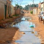 8 municípios piauienses estão na lista com as 10 cidades com piores índices de saneamento no Brasil, diz IBGE