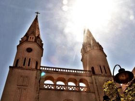 Piauí tem mais igrejas do que escolas e hospitais, aponta IBGE