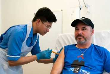 Homem é o 1° a tomar nova vacina contra câncer de pele do mundo