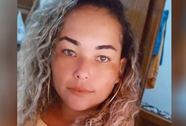 Mulher morre após vestido prender em corrente de moto e causar grave acidente no Piauí