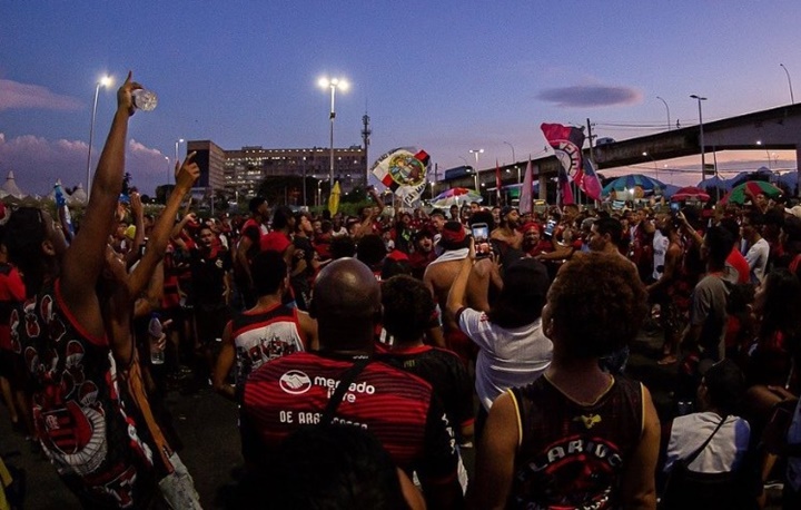 Flamengo ou Corinthians? Nova pesquisa aponta o ranking de torcidas do futebol brasileiro