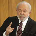 Governo Lula perde popularidade e avaliação positiva caí para 37,4%, aponta pesquisa