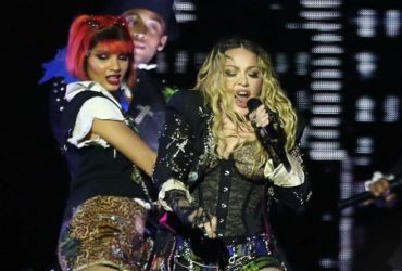 Palavrões, nudez e insinuações ao sexo: Show de Madonna vira polêmica nas redes sociais