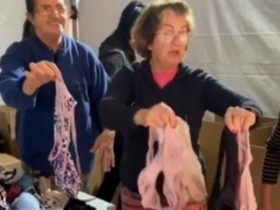 Vídeo: Mulheres reclamam sobre doação de roupas íntimas velhas e sujas