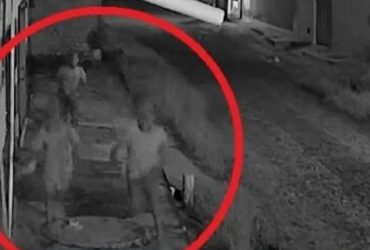 Vídeo: Quatro adolescentes são flagrados roubando galinha no Piauí