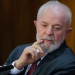 Lula diz à mãe de três crianças que ela deve parar de ter filhos e ir estudar