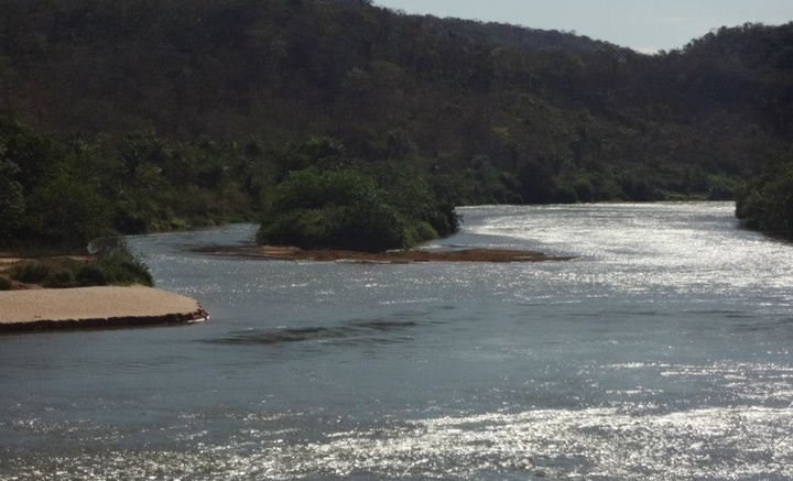 Jovem desaparece nas águas do Rio Parnaíba após tentativa de travessia a nado