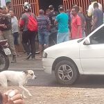 População reage e espanca bandido após serem agredidos em assalto a bar no Piauí