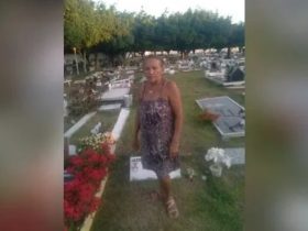 "Tenho medo é dos vivos", diz mulher que mora há 21 anos em cemitério no Ceará