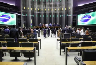 Câmara vai revisar quantidade de deputados por estado