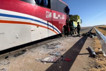 Colisão entre ônibus e caminhão deixa dois piauienses mortos e 20 feridos em Goiás