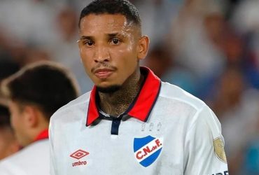 Jogador de 27 anos morre após passar mal durante jogo de futebol em São Paulo