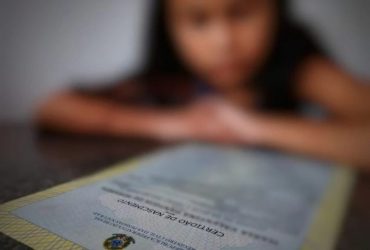 Mais de 19 mil crianças foram registradas sem o nome do pai no Piauí nos últimos oito anos