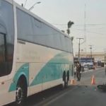 Motociclista morre após colidir contra ônibus de excursão no litoral do Piauí