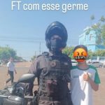 Jovem é conduzido à delegacia após postar foto com policial da ROCAM chamando de germe no Piauí